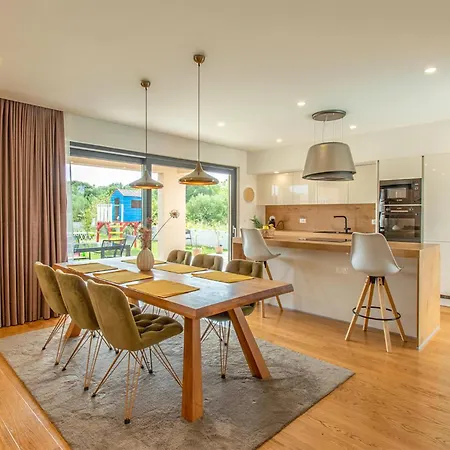 Gorgeous In With Kitchen *
